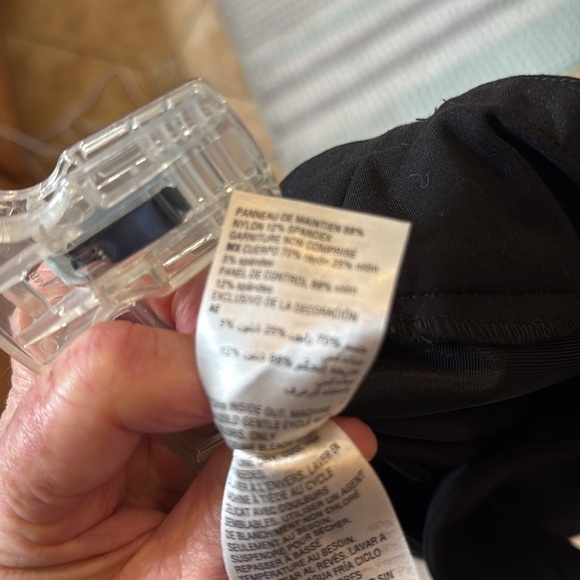 Alfani Elegant Black Women's Pull On Pants SZ 8 w\Control Panel NWOT - Picture 6 of 6